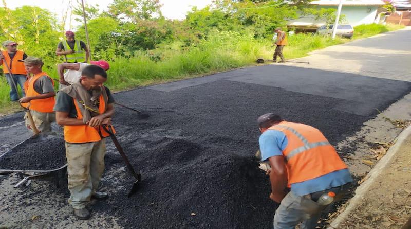 Optimizan vías del casco central de Santa Lucía en Miranda