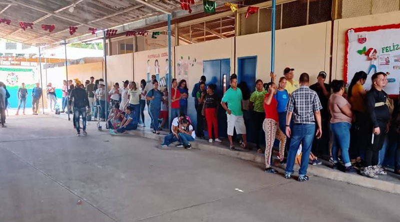 Ciudadanos aseguran que jornada electoral se realiza con total normalidad