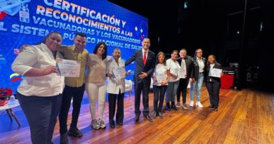 Reconocen labor de más cinco mil vacunadores y vacunadoras de MinSalud