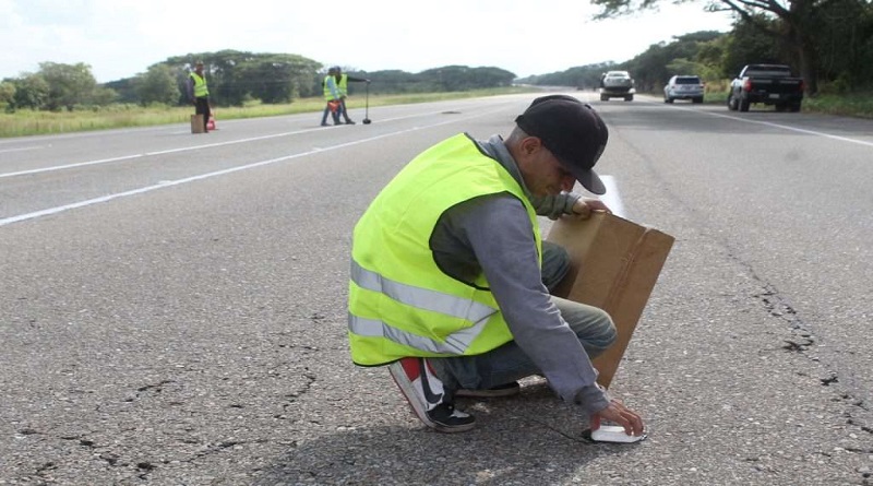Rehabilitan autopista José Antonio Páez en Barinas