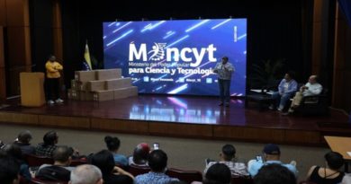 Celarg recibe equipos tecnológicos para proyectos de investigación social