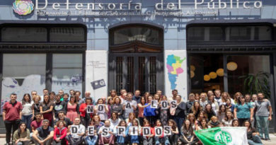 Gobierno argentino anuncia despidos e intención de cerrar Defensoría del Público