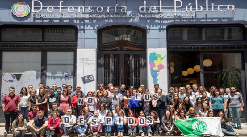 Gobierno argentino anuncia despidos e intención de cerrar Defensoría del Público