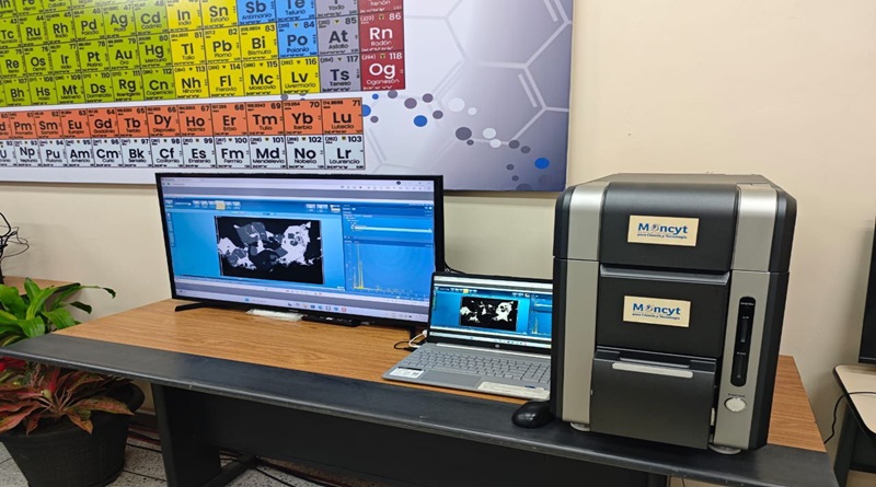 Activan microscopio electrónico que había bloqueado el imperialismo