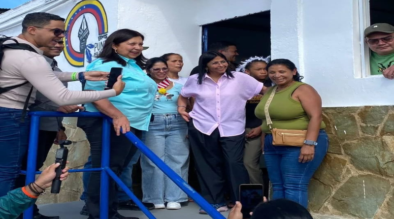 Vicepresidenta Delcy Rodríguez recorre primer Módulo de Paz