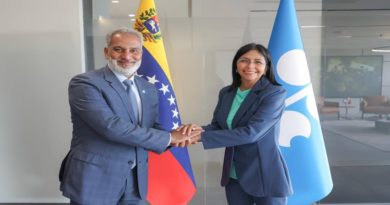 OPEP ratifica y extiende mandato del secretario general Haitham Al Ghais