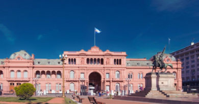 Argentina oficializa retiro del tributo sobre importación de bienes y servicios