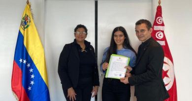 Estudiantes completan formación en Embajada de Venezuela en Túnez