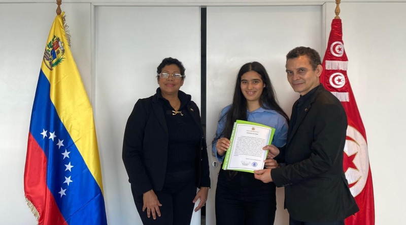 Estudiantes completan formación en Embajada de Venezuela en Túnez