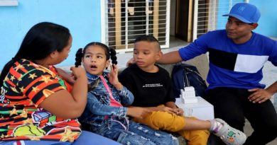 Carabobeños favorecidos en jornadas de activación de Implantes Cocleares