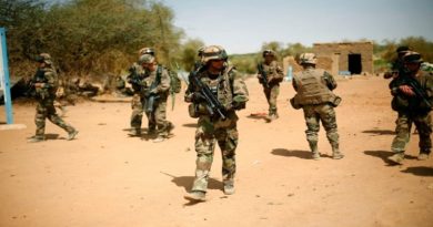 Chad “cierra definitivamente la presencia de fuerzas francesas” en su territorio