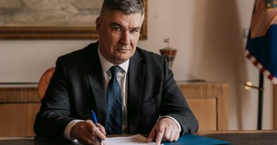 Croacia elige a un presidente que se niega a entrar en conflicto con Rusia