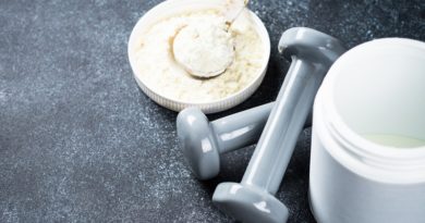 Proteínas para masa muscular contienen cantidades alarmantes de plomo y cadmio