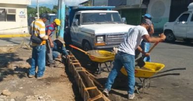 avanzan-trabajos-reconstruccion-modernizacion-plaza-bolivar-zuata