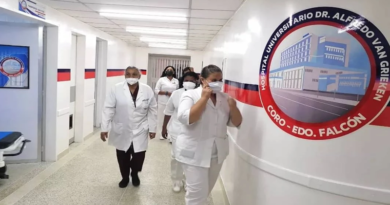 Entregan cilindros de oxígeno en el Hospital Universitario de Falcón