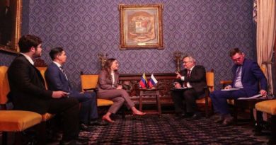 Venezuela y Rusia revisan agenda de cooperación bilateral