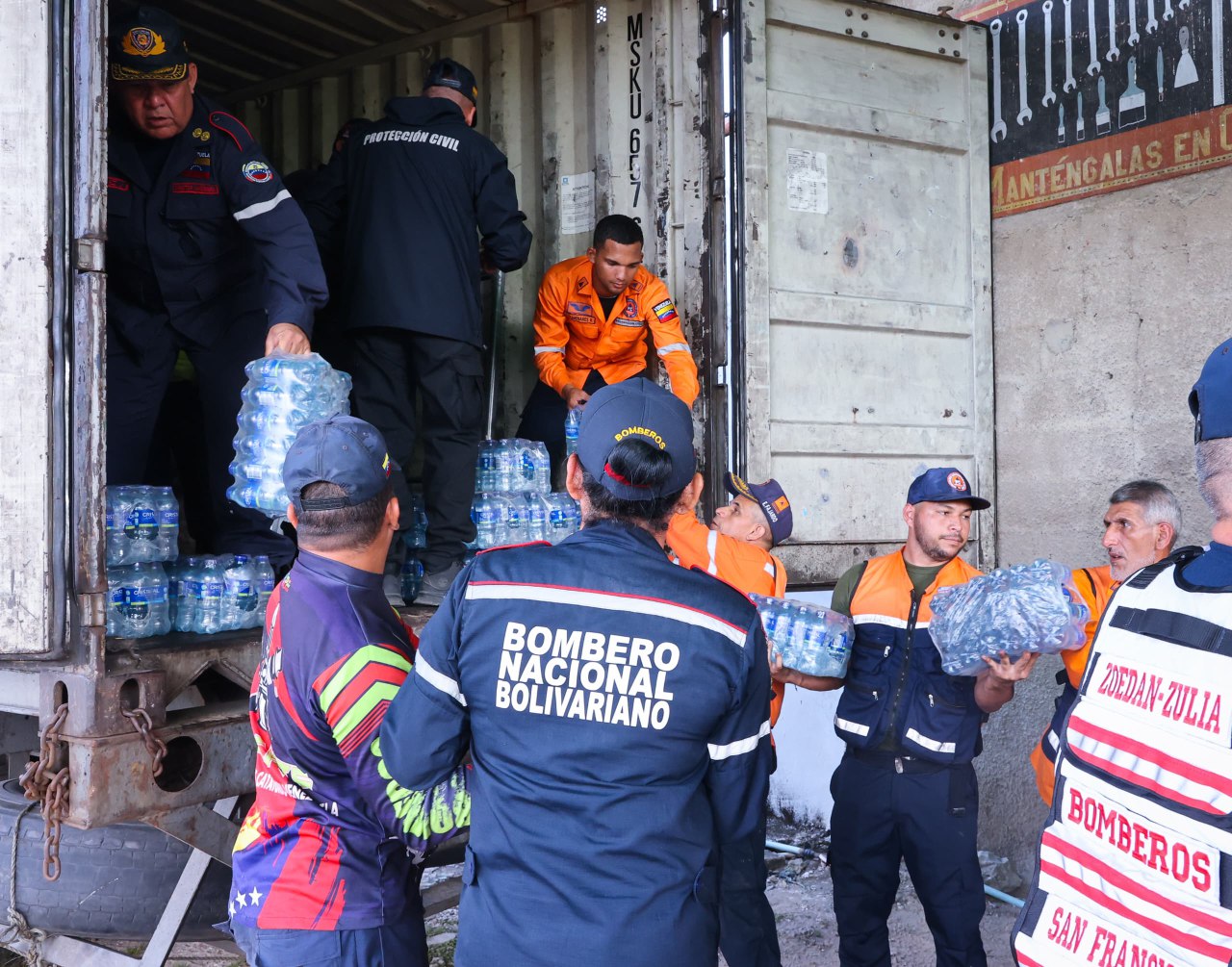Gobierno Bolivariano envía ayuda humanitaria a desplazados colombianos