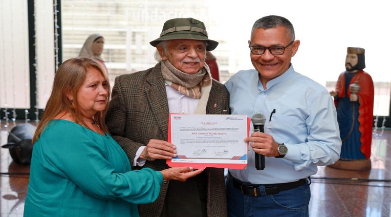 Celebran los 90 años del pintor José Antonio Dávila con homenaje y reconocimiento