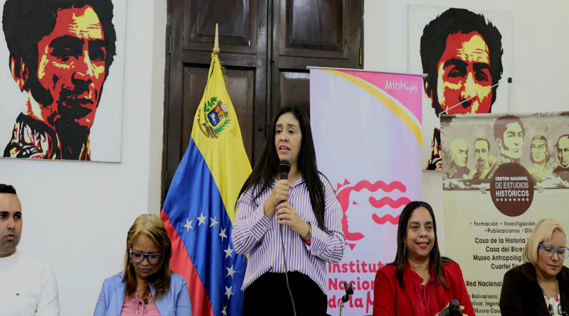 Juezas y Jueces de Paz reciben capacitación en materia de derechos de la mujer