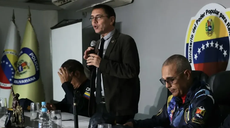 Hombres y mujeres de la PNB fortalecen conocimiento en materia de DD. HH.