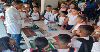 Estudiantes participan en la Ruta Científica "Ciencia Divertida" en Margarita
