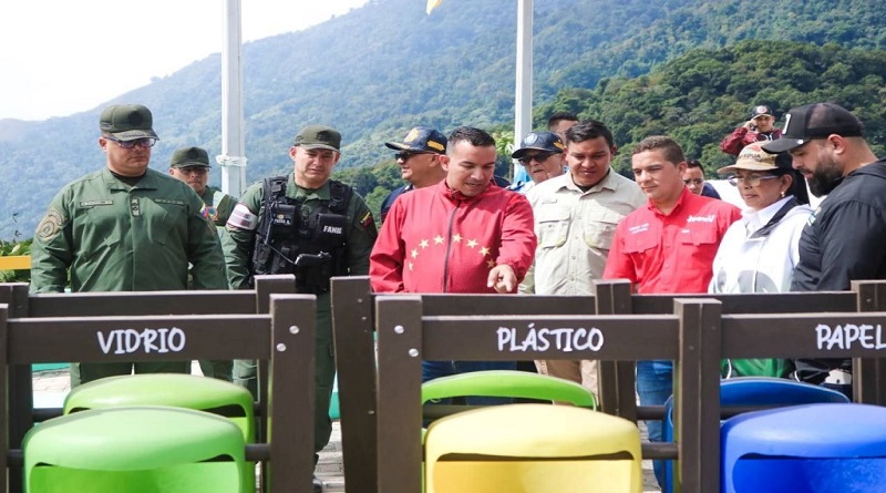 minec-entrega-materiales-equipos-basura-ocumare-costa