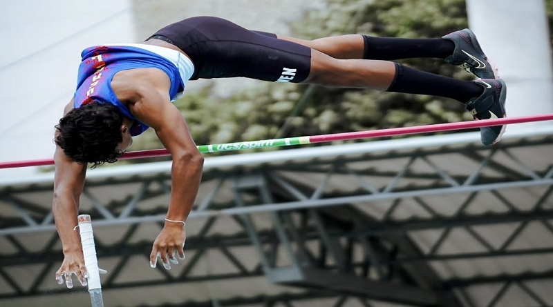 Ricardo Montes se posiciona en el top mundial de la pértiga U20