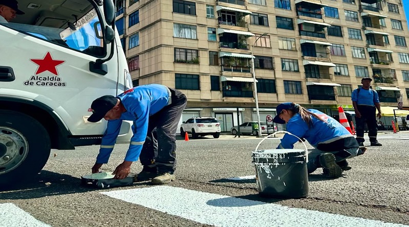 Sistema1x10 avanza con el mantenimiento en las vías de Coche