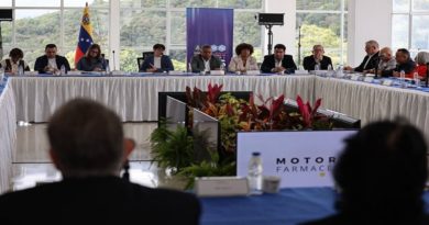 Aprobadas 500 becas durante la instalación del Motor Farmacéutico en Venezuela