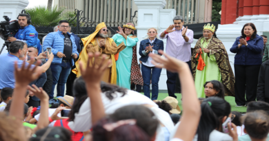 Jefe de Estado: Bendiciones y Paz para Venezuela traen los Reyes Magos