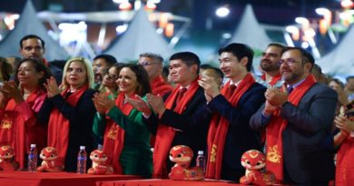 Ministro Yván Gil acompañó celebración del Año Nuevo Chino
