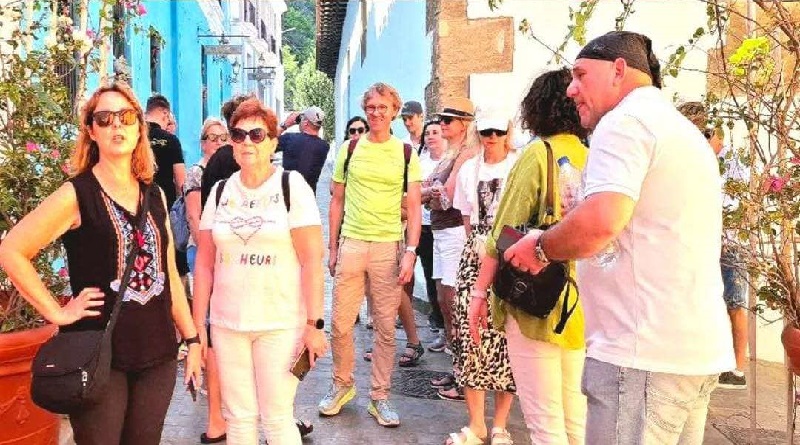 turistas-extranjeros-arribaron-la-guaira-nuevo