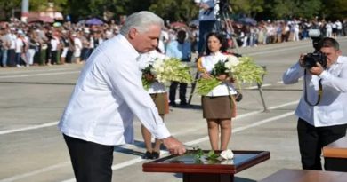 Cuba honra a combatientes caídos tras explosión en Holguín