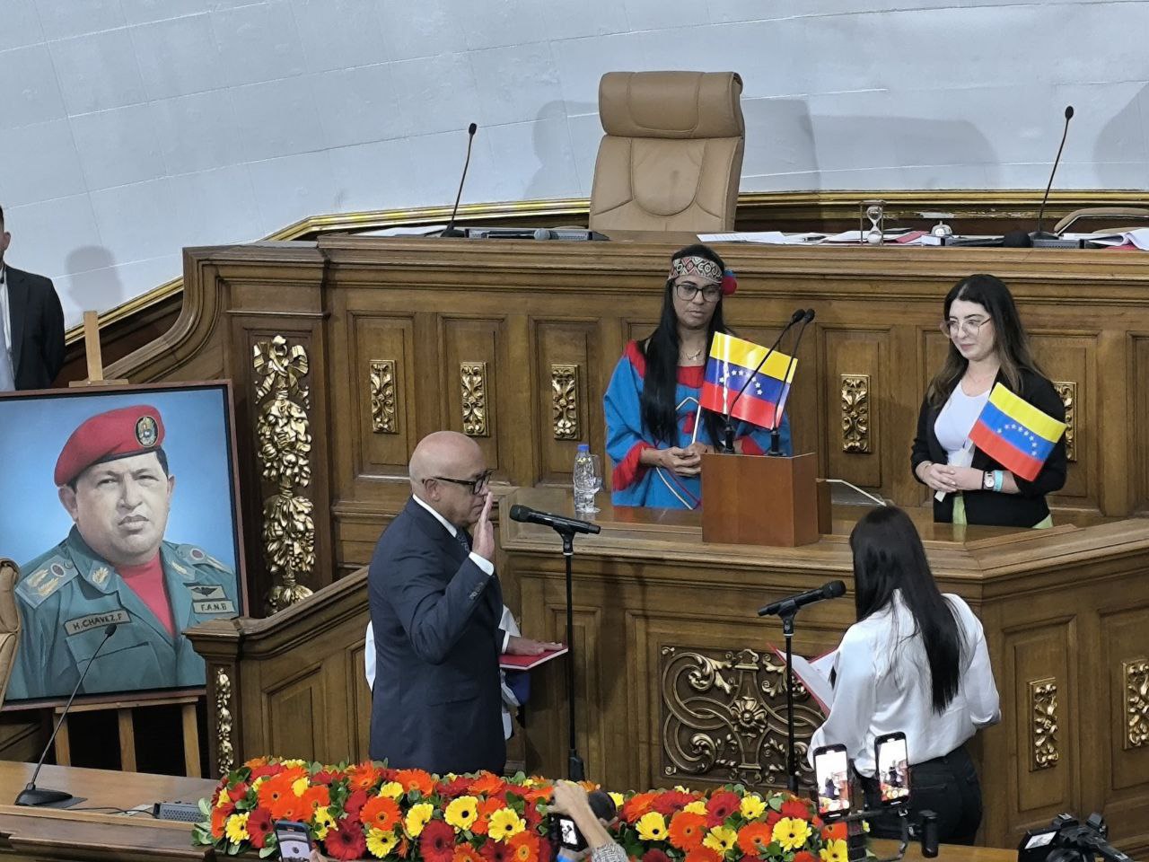 Tribunal Supremo de Justicia (TSJ), saludó este domingo a las autoridades que presidirán la Asamblea Nacional (AN) para el periodo 2025-2026, y celebraron la instalación constitucional, legal y en paz,
