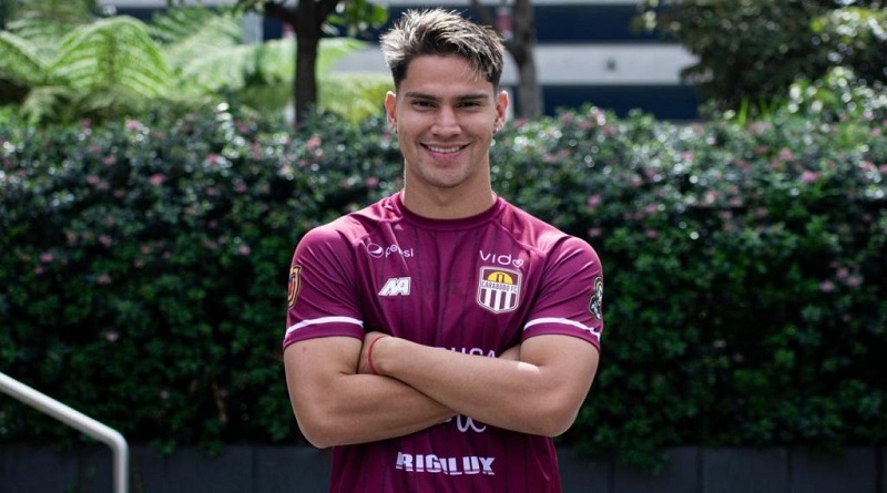 Carabobo FC ficha al delantero colombiano Flabián Londoño