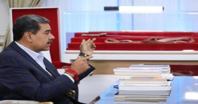 Jefe de Estado: A 25 años de Gobierno Bolivariano hay Democracia Participativa