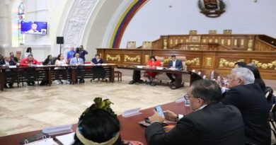 Comisión Consultiva afina detalles del programa básico legislativo 2025