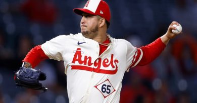 José Quijada acuerda con los Angelinos en la MLB