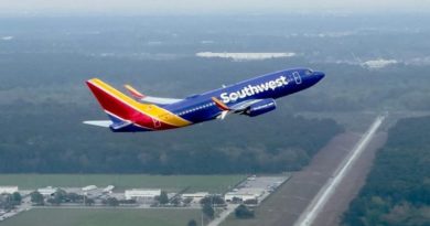 Avión aborta aterrizaje para no chocar contra un jet en Estados Unidos
