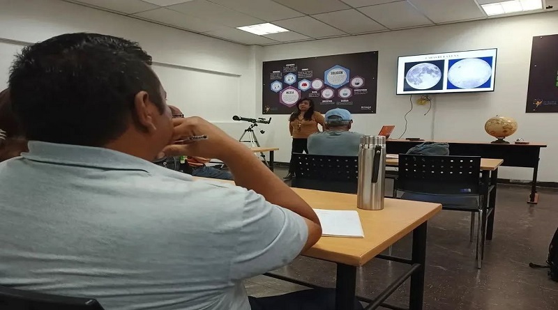 Dictan formación en astronomía en el Zulia