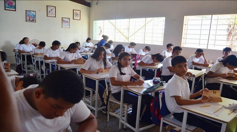 Entregan rehabilitado Liceo Bicentenario de las Américas en Calabozo
