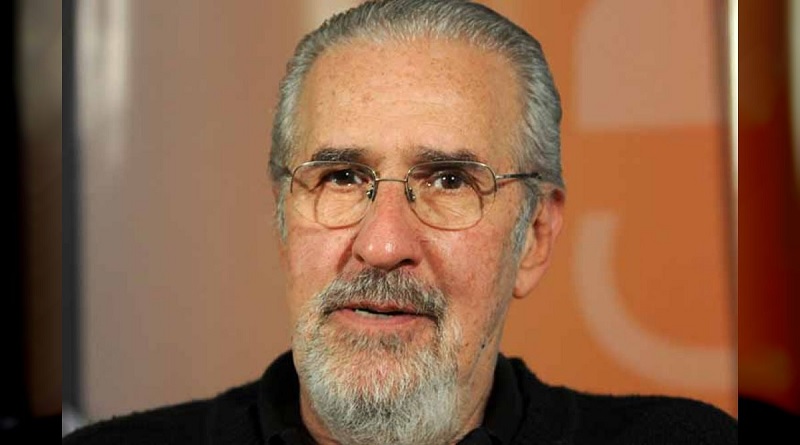Atilio Borón presentó su libro “A contramano” en la Casa de las Américas