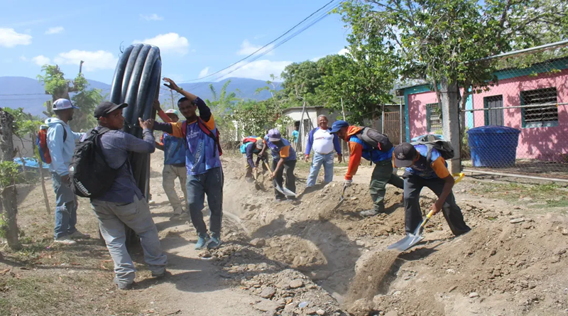 Proyecto de aducción de agua potable favorece a familias de San Felipe