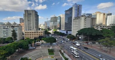 Cierre parcial de avenidas en Chacao afectará flujo vehicular en la zona