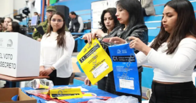 Pueblo de Ecuador participa en elecciones presidenciales este 9 de febrero