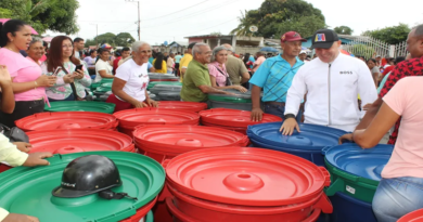 Entrega de tanques de agua en Comuna Ché Guevara tras Consulta Popular 2025