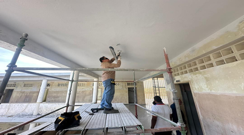 Continúan trabajos de mejora en infraestructuras educativas de Falcón