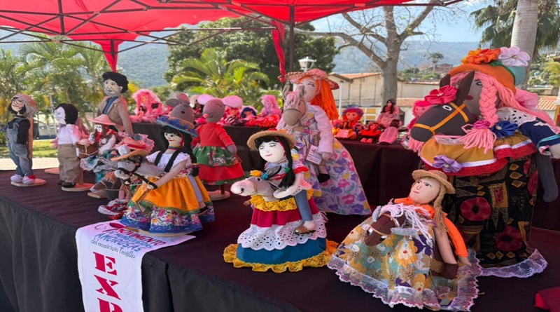 realizado-exito-encuentro-munequeras-munequeros-trujillo