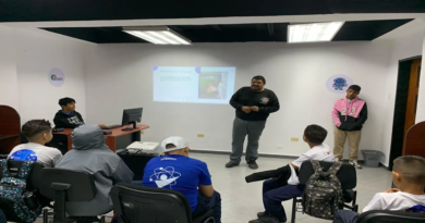 Estudiantes de Guacara se Forman en Inteligencia Artificial y Robótica Jóvenes del estado Carabobo se capacitan en tecnologías de IA y robótica