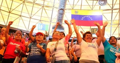 Entregan recursos para ejecutar proyectos de Consulta Popular en La Guaira